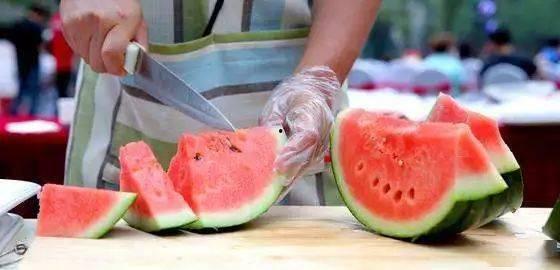 吃瓜的娱乐号是什么名字,揭秘娱乐圈幕后故事