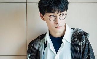 黄明昊娱乐圈吃瓜事件,揭秘明星背后的吃瓜真相