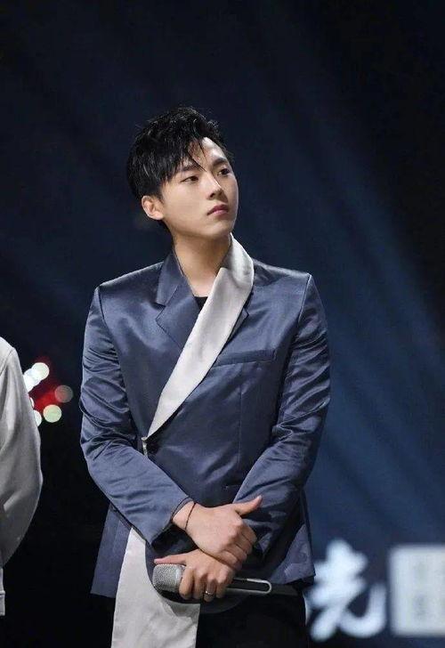 黄子韬娱乐吃瓜,揭秘娱乐圈背后的“吃瓜”真相