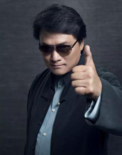 读心吃瓜系统双男主娱乐圈,娱乐圈双男主的甜蜜瓜田之旅